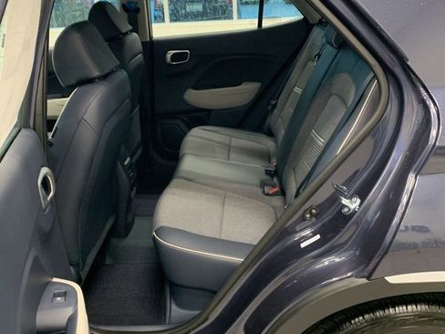 New 2026 Hyundai Venue SEL FWD image 12