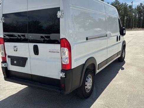 Used 2023 RAM ProMaster 2500 FWD image 3