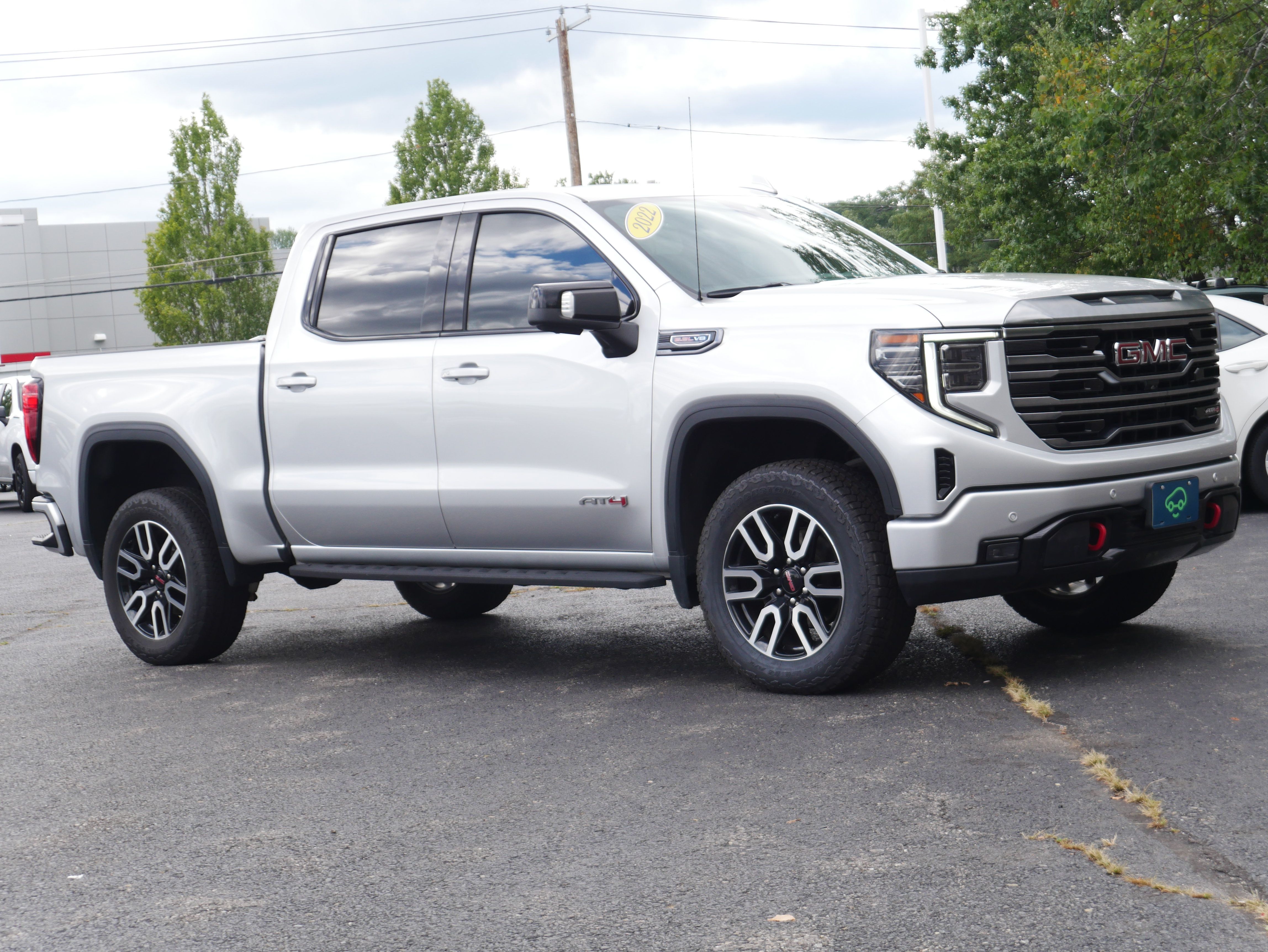 Certified 2022 GMC Sierra 1500 AT4 w/ AT4 Premium Package AWD/4WD image 9