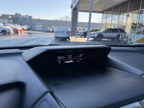 Certified 2023 Subaru Crosstrek 2.0i image 20