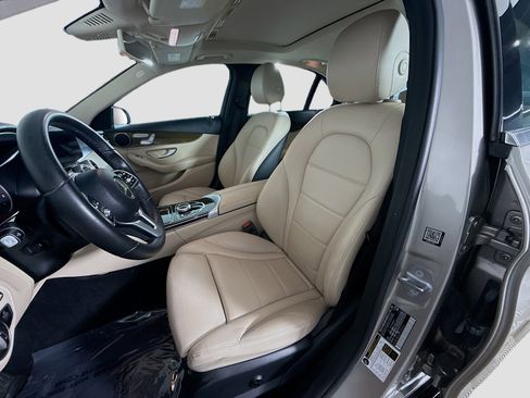 Used 2019 Mercedes-Benz C 300 C 300 image 22