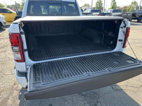 Used 2020 RAM 1500 Big Horn AWD/4WD image 12