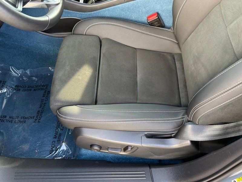 Certified 2023 Volvo C40 P8 Recharge Ultimate AWD/4WD image 18