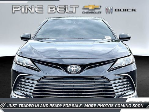 Used 2023 Toyota Camry LE FWD image 3