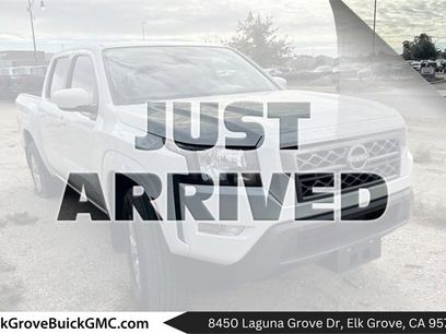 Used 2024 Nissan Frontier SV w/ SV Convenience Package