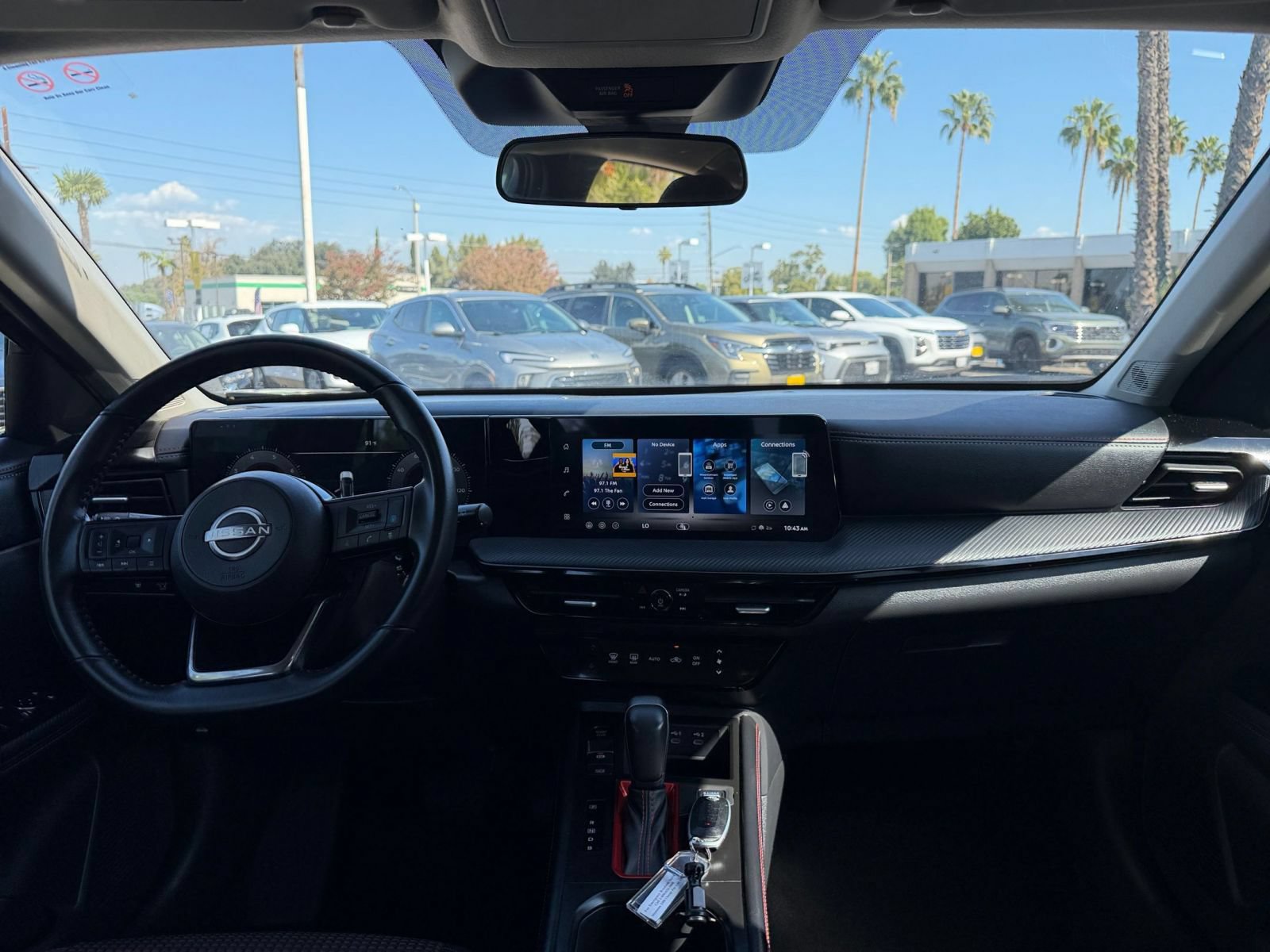 Used 2026 Nissan Kicks SR FWD image 31