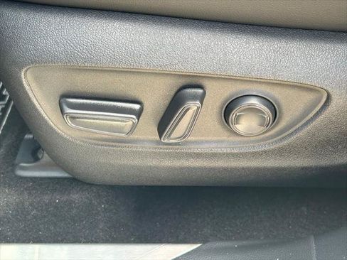 Certified 2026 Toyota Highlander XLE AWD/4WD image 29