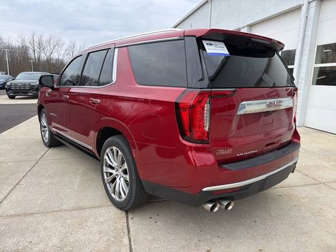 Used 2023 GMC Yukon Denali w/ Denali Reserve Package image 7