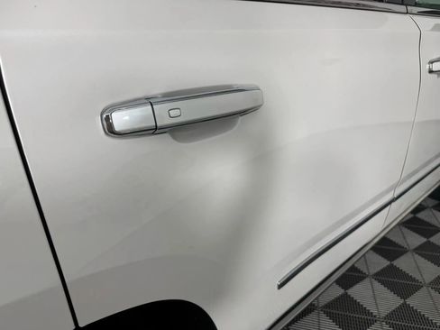 Used 2019 GMC Yukon Denali w/ Denali Ultimate Package image 34