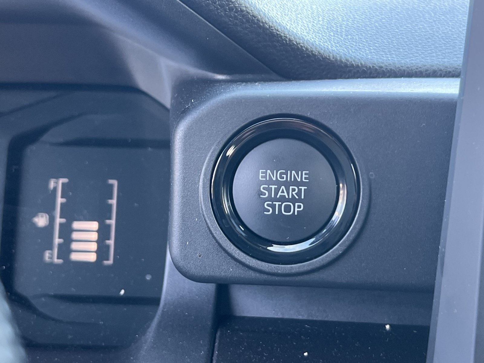 Used 2026 Toyota Tacoma SR5 AWD/4WD image 33