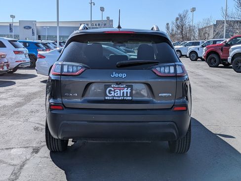 Used 2020 Jeep Cherokee Latitude Plus w/ Cold Weather Group image 5