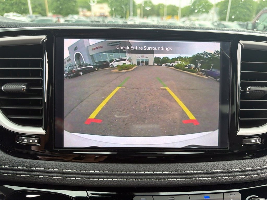 New 2027 Chrysler Pacifica Select AWD/4WD image 25