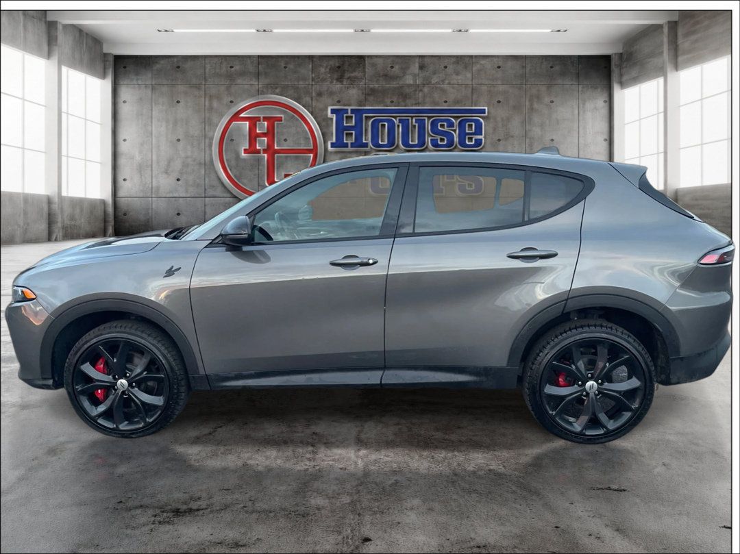 Used 2023 Dodge Hornet GT w/ Track Pack AWD/4WD image 8