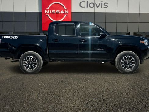 Used 2023 Toyota Tacoma TRD Sport w/ Advanced Technology Package AWD/4WD image 9