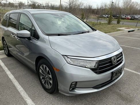 Used 2021 Honda Odyssey EX-L image 3