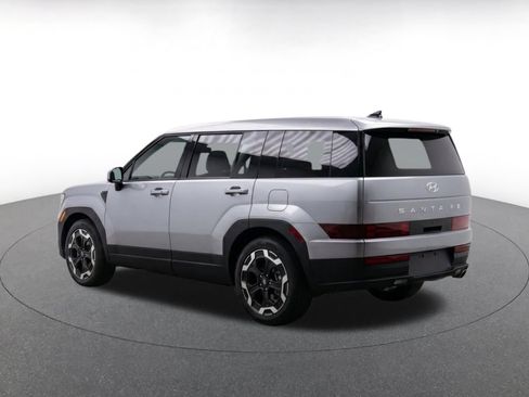 Used 2026 Hyundai Santa Fe SEL FWD image 6