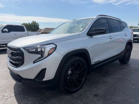 Used 2021 GMC Terrain SLE w/ Elevation Edition FWD image 11