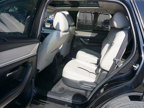 Used 2024 MAZDA CX-90 Plug-In Hybrid w/ Premium Pkg image 14