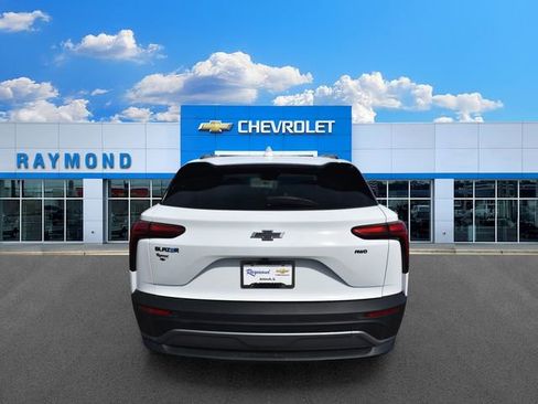 New 2026 Chevrolet Blazer EV LT AWD/4WD image 5