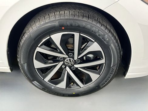 Used 2025 Volkswagen Jetta S FWD image 28