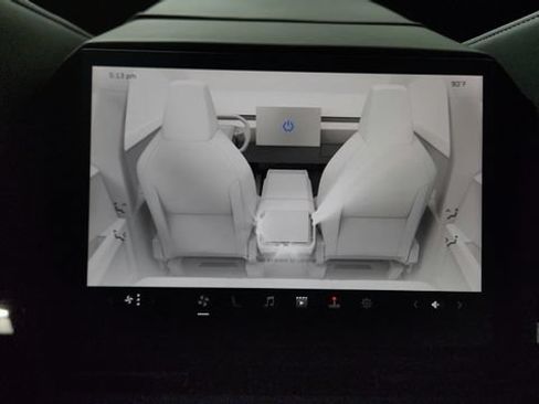 Used 2024 Tesla Cybertruck AWD Crew Cab image 66