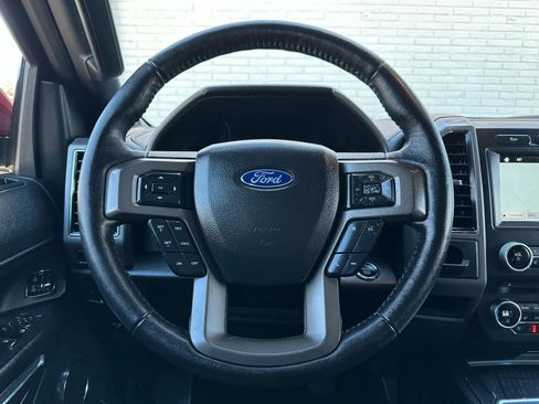 Used 2018 Ford Expedition XLT w/ Equipment Group 202A image 31