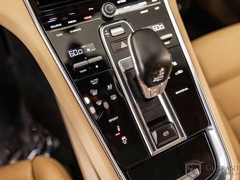 Used 2023 Porsche Panamera 4 Platinum Edition w/ Assistance Package AWD/4WD image 30
