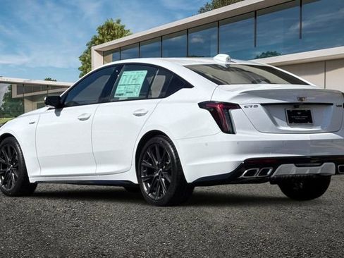 New 2026 Cadillac CT5 V image 6