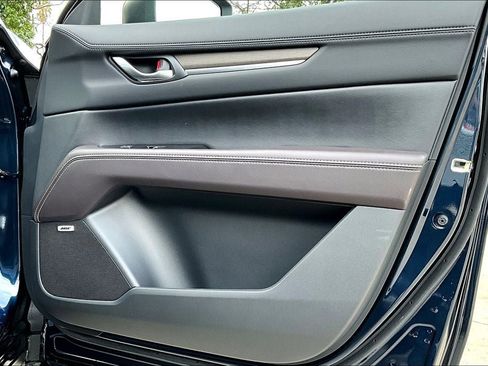 Used 2025 MAZDA CX-5 Signature image 28