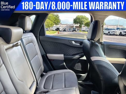 Used 2020 Ford Escape Titanium AWD/4WD image 17