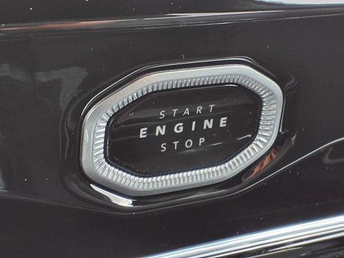 New 2026 Jeep Grand Cherokee L Limited AWD/4WD image 13