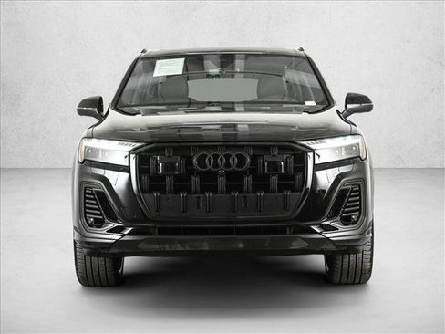 Certified 2025 Audi Q7 3.0T Prestige w/ Prestige Package image 2