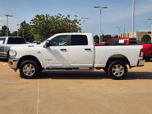 Used 2024 RAM 2500 Big Horn w/ Off Road Package AWD/4WD image 4