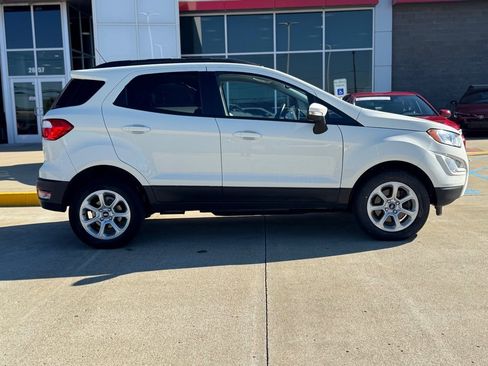 Used 2020 Ford EcoSport SE image 3