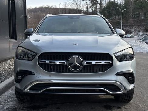 Used 2025 Mercedes-Benz GLA 250 4MATIC image 31