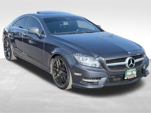 Used 2014 Mercedes-Benz CLS 550 4MATIC image 3