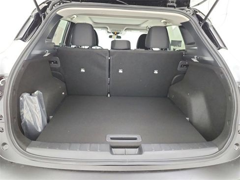 New 2026 Nissan Kicks SV w/ SV Premium Package image 45