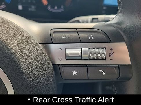 Certified 2025 Hyundai Kona SEL AWD/4WD image 19