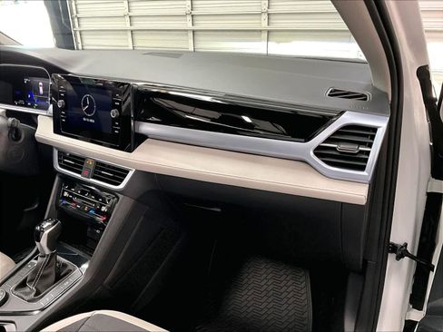 New 2026 Volkswagen Taos SE AWD/4WD image 29