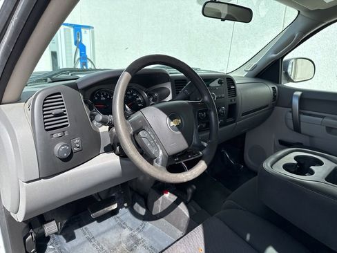 Used 2013 Chevrolet Silverado 2500 W/T AWD/4WD image 11