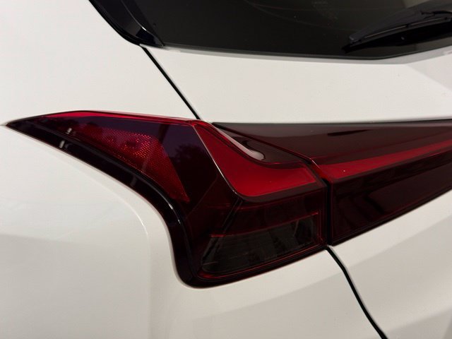 Used 2024 Lexus UX 250h F Sport FWD image 13