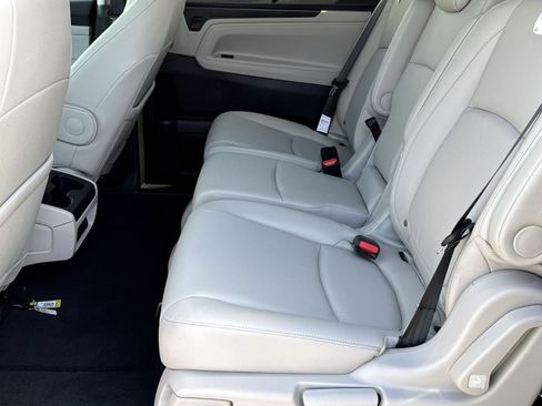 New 2026 Honda Odyssey EX-L image 8