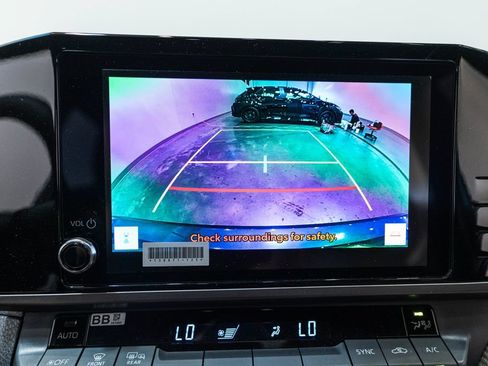 Used 2026 Toyota Camry SE w/ Convenience Package FWD image 30