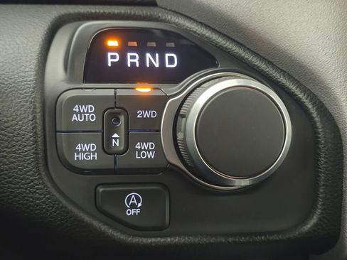 New 2026 RAM 1500 Big Horn w/ Night Edition image 21