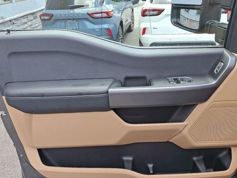 New 2025 Ford F250 XLT w/ FX4 Off-Road Package image 7