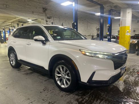 Used 2024 Honda CR-V EX image 15