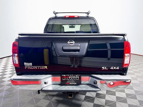 Used 2012 Nissan Frontier SL AWD/4WD image 6