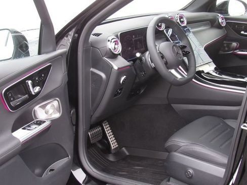 New 2026 Mercedes-Benz GLC 300 4MATIC image 8