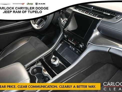 Used 2023 Jeep Grand Cherokee L Laredo RWD image 38