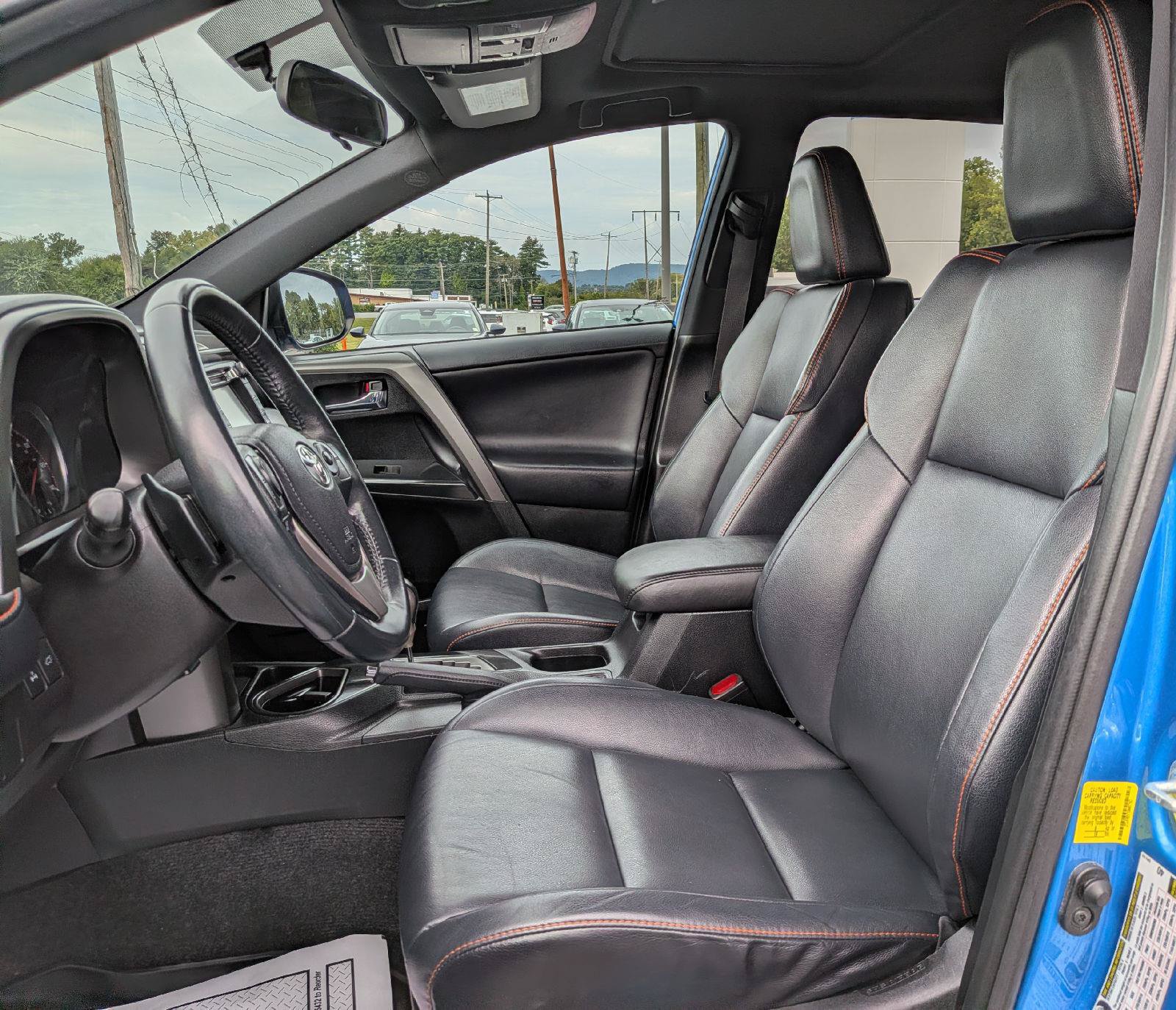 Used 2016 Toyota RAV4 SE AWD/4WD image 13